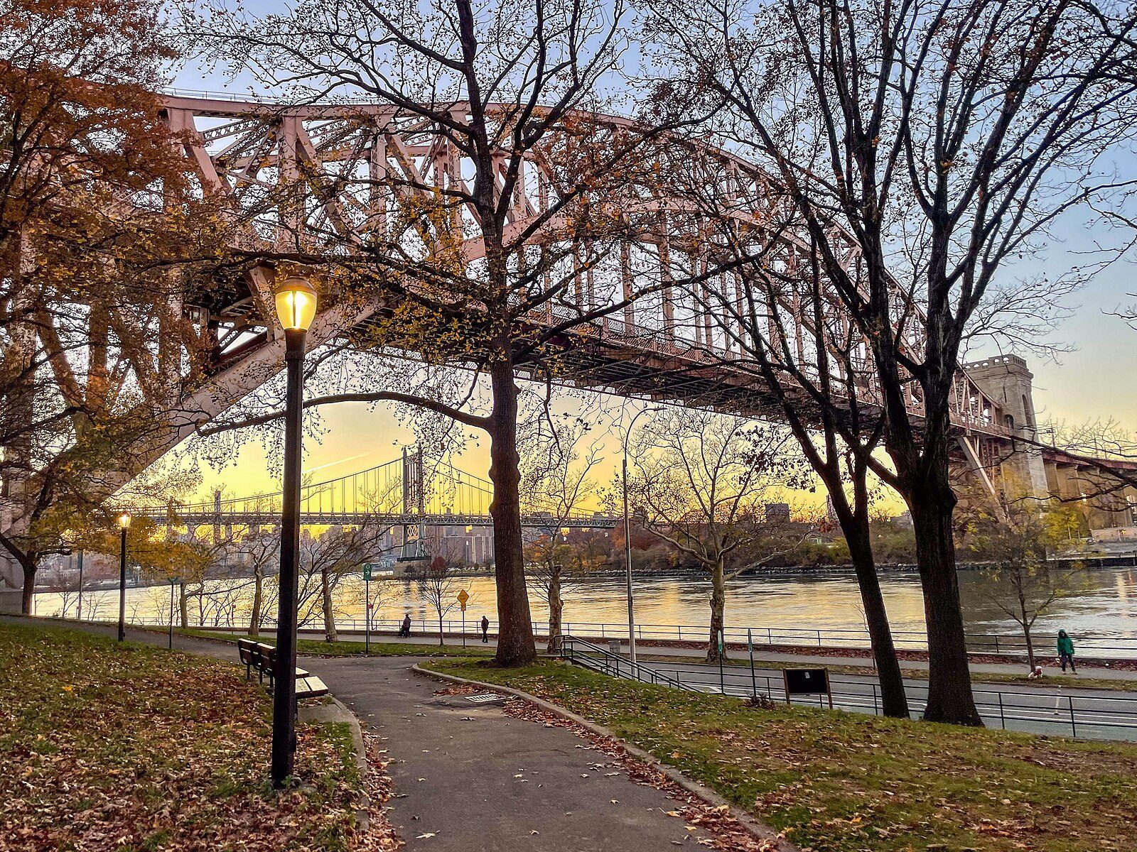 The Hell Gate Bridge seen from Astoria Park